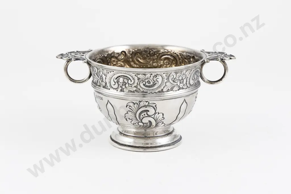 Edw VII S/S Two Handled Porringer Image 1++