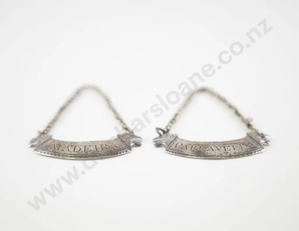 Pair GeoIII S/S Decanter Labels Image 1++