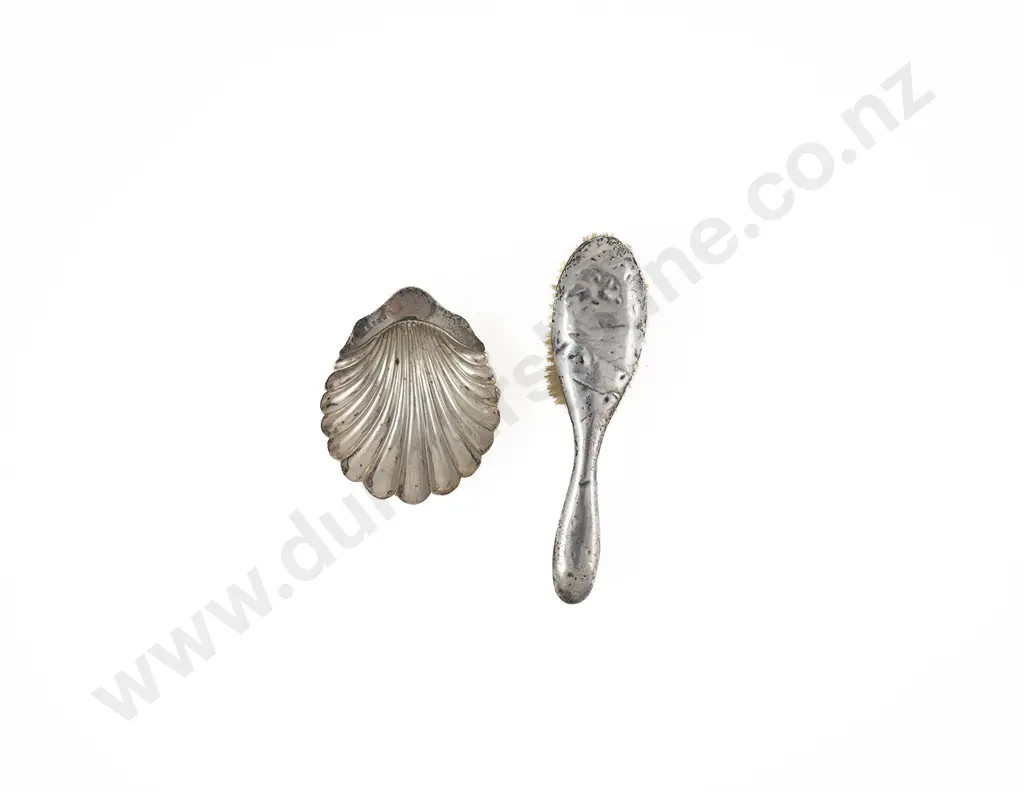 S/S Scallop Butter Dish Image 1++