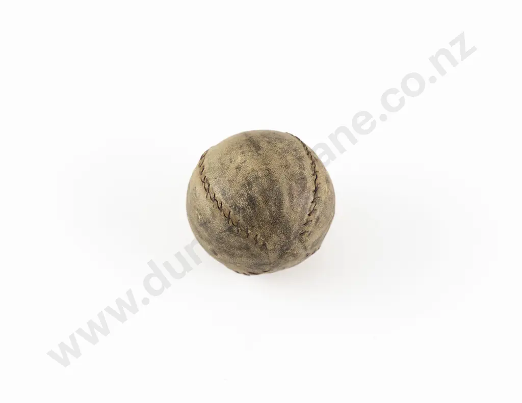 Vintage Stitched Leather Golf Fives Ball Image 1++