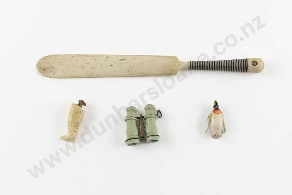 Three Victorian Souvenir Stanhopes Image 1++