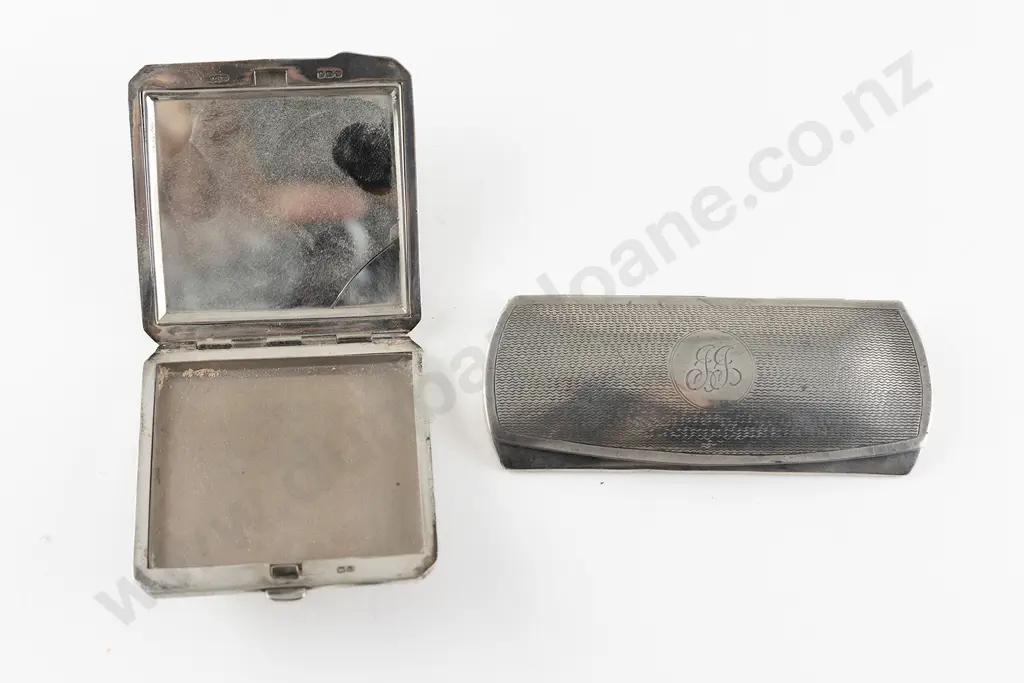 GeoIV S/S Machine Engraved Spectacle Case Image 1++