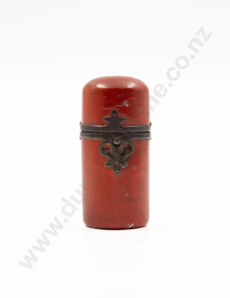 C19th Red Lacquer Etui Image 1++