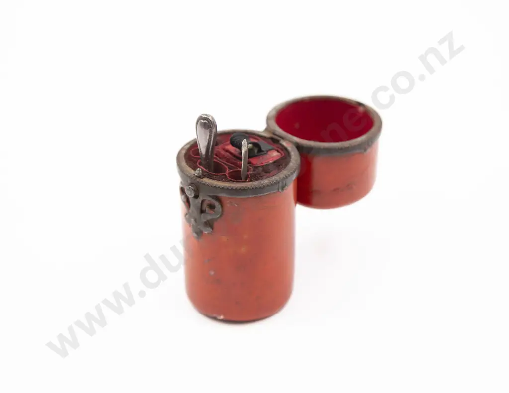 C19th Red Lacquer Etui Image 1++