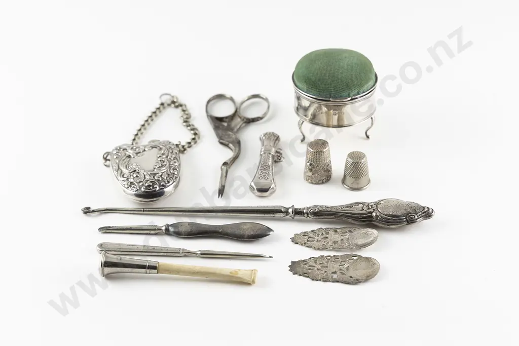 S/S Sewing Implements Image 1++