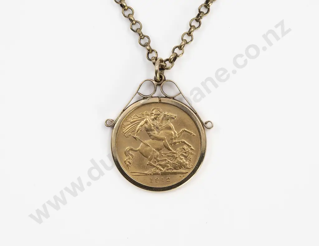 1912 Half Gold Sovereign In Pendant Frame Image 1++