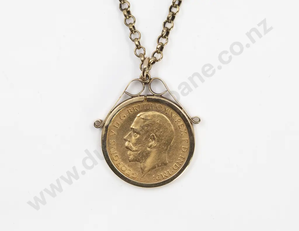 1912 Half Gold Sovereign In Pendant Frame Image 1++