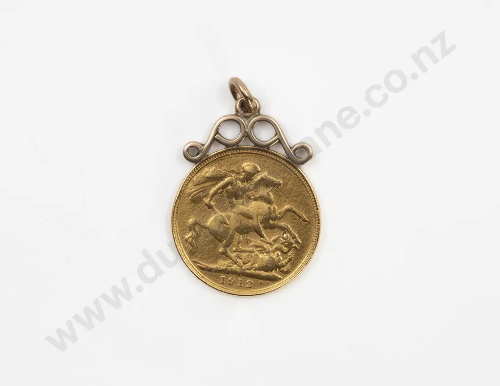 1912 Gold Full Sovereign Pendant Image 1++