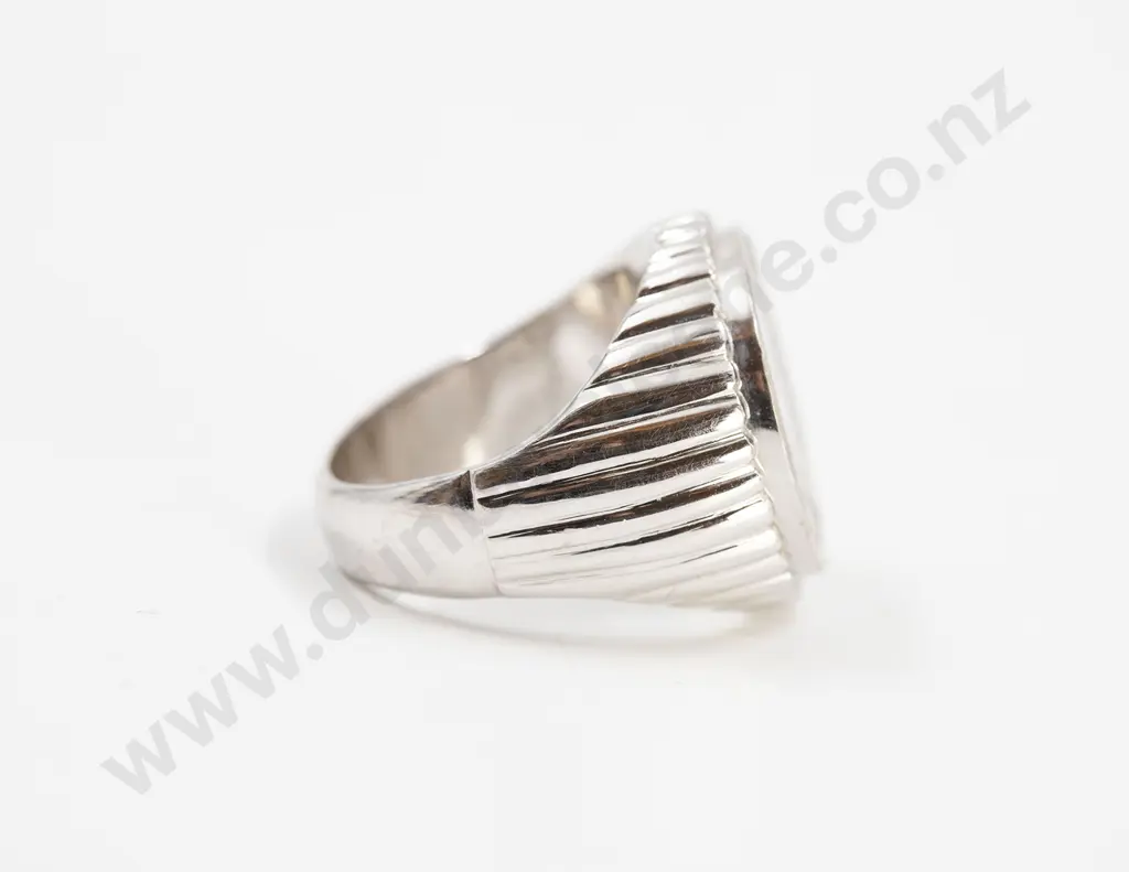 14ct White Gold 1988 Koala Platinum Coin Ring Image 1++