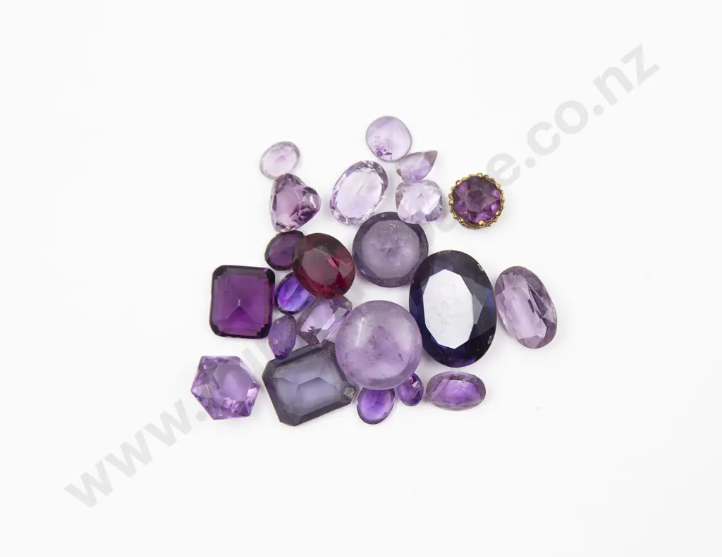Collection Unmounted Amethyst Gems and Pastes Image 1++