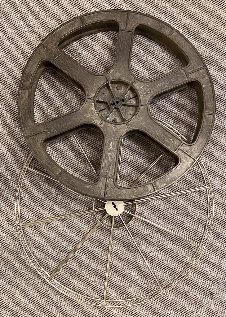 Large Quantity of Assorted Vintage Projectors and Film Reels etc Image 1++