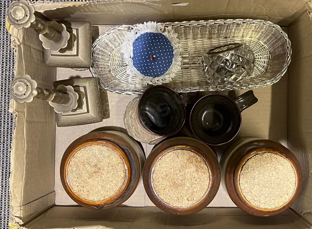 Small Quantity of Assorted Including Kitchen Storage Jars etc Image 1++