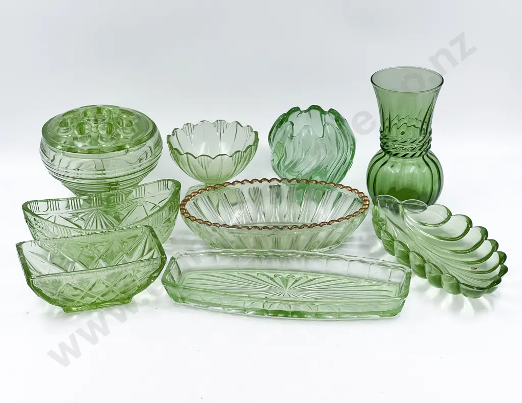 Small Box of Assorted Vintage Green Pressed Glass Image 1++
