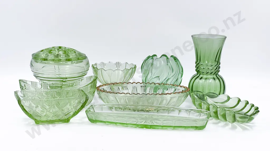 Small Box of Assorted Vintage Green Pressed Glass Image 1++