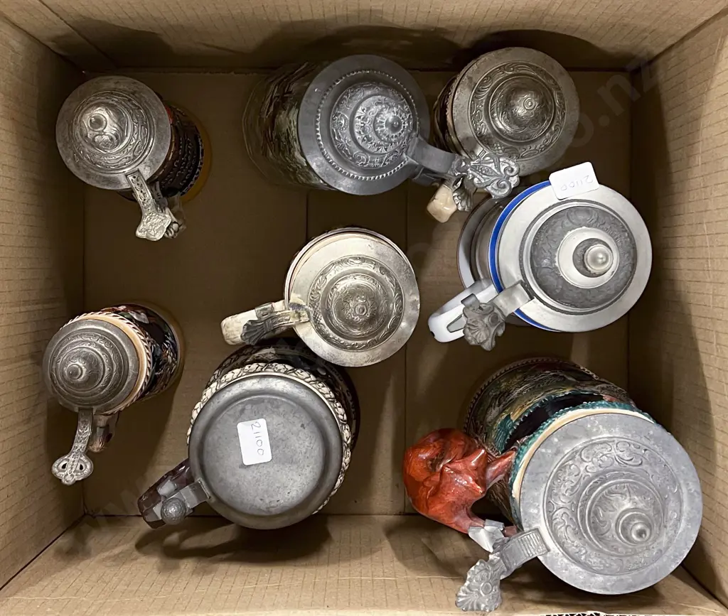 Box of Assorted Beer Steins Image 1++