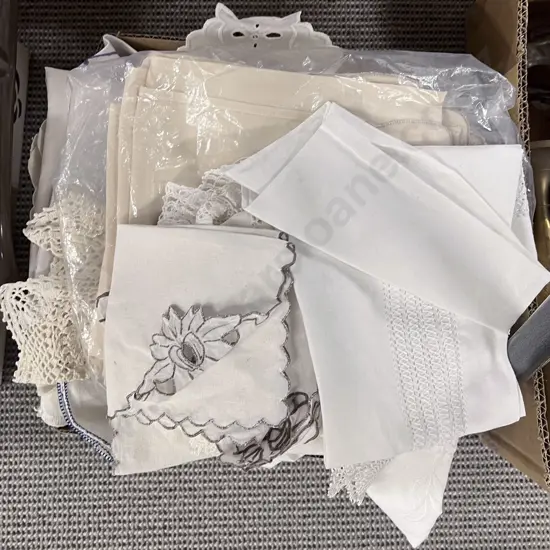 Small Box of Assorted Vintage Table Linens