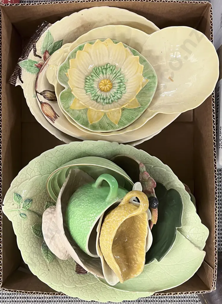 Box of Assorted Carlton Ware Image 1++