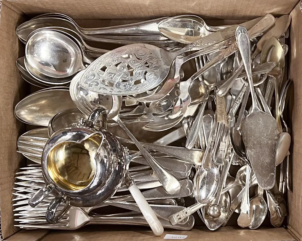Box of Assorted S/P Cutlery etc Image 1++