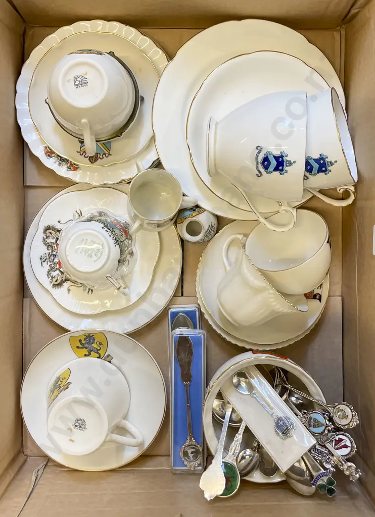 Box of Assorted Crestware together with S/P & S/S Souvenir Spoons Image 1++