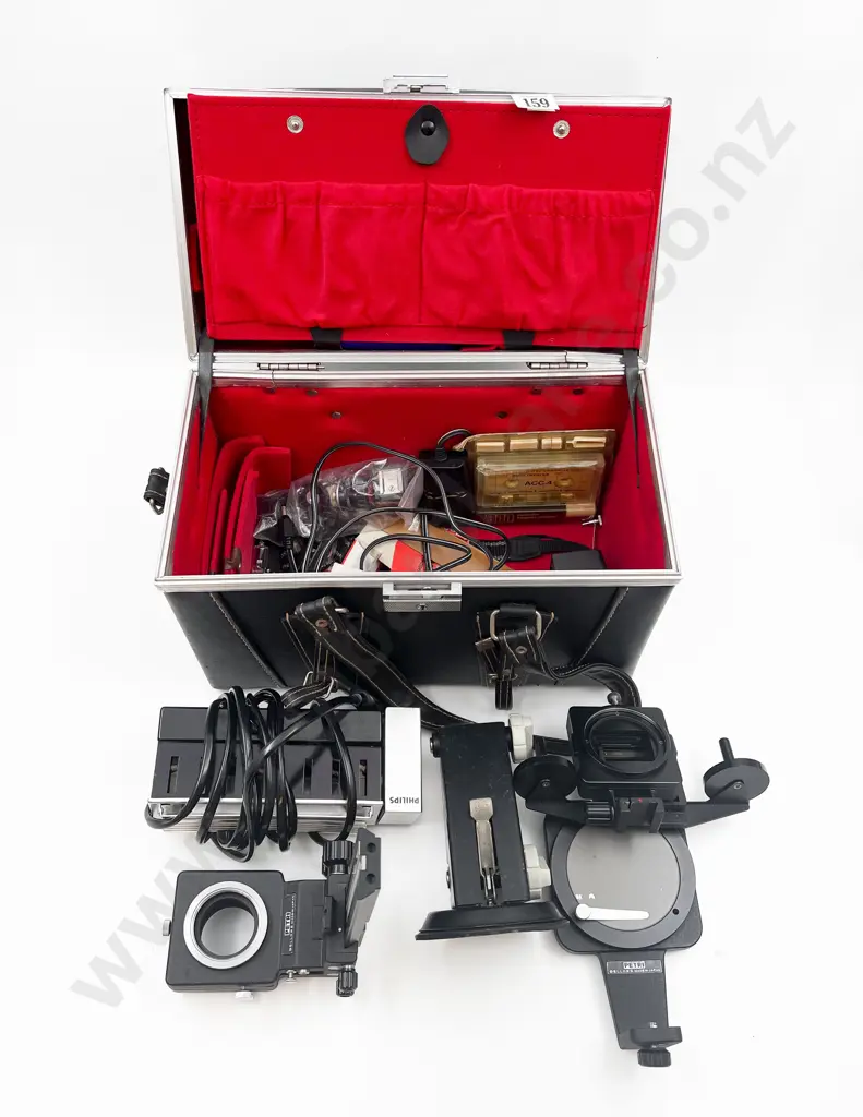 Quantity of Assorted Vintage Camera Accessories and Carrying Case Image 1++