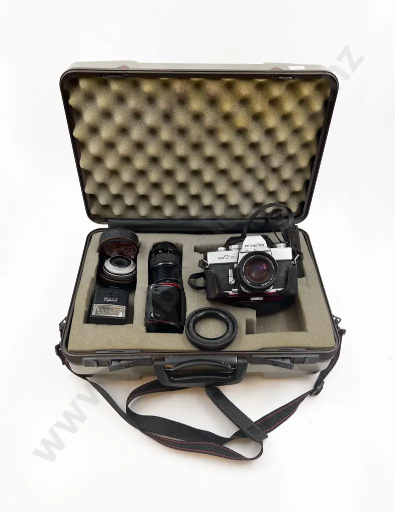 Minolta Camera with Case and Others Image 1++