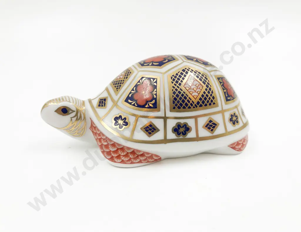 RCD Imari Turtle Paperweight Image 1++