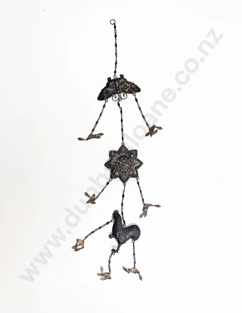 Vintage Decorative Silver Ornament Image 1++