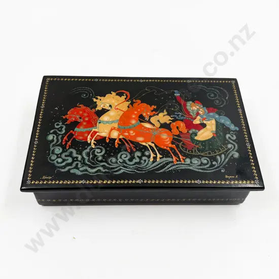 Small Lacquered Jewellery Box
