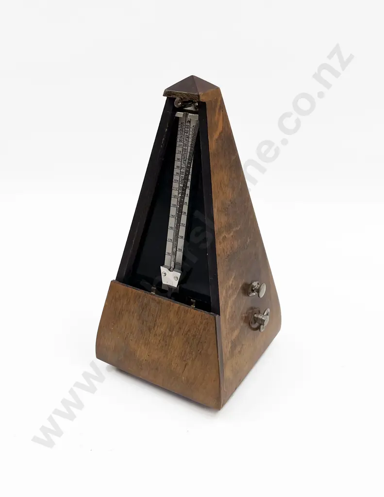 Metronome Image 1++