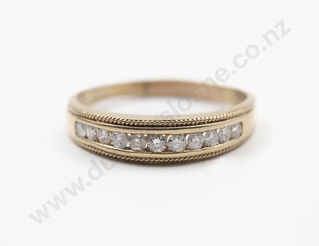9ct Eleven Stone Diamond Band Ring Image 1++