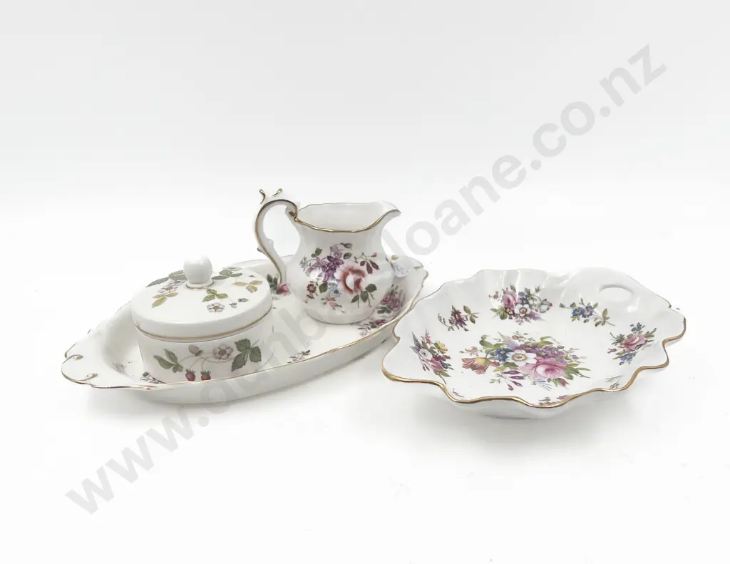 Four Pieces of Assorted Fancy China Including RCD Image 1++