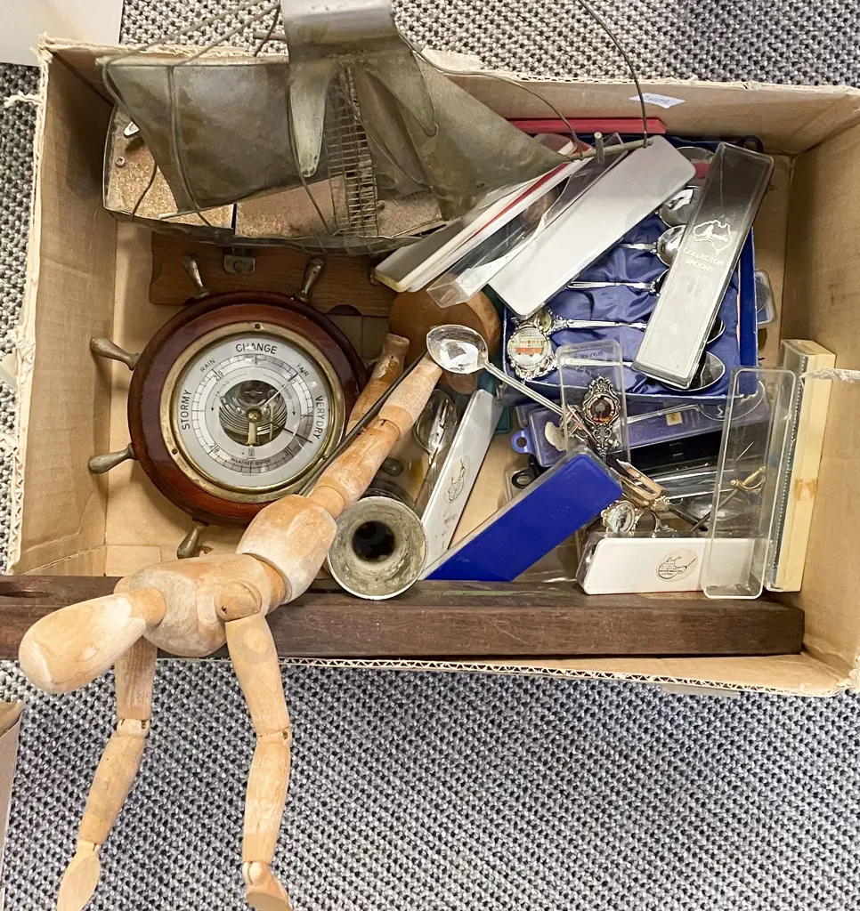 Box of Assorted Vintage Image 1++