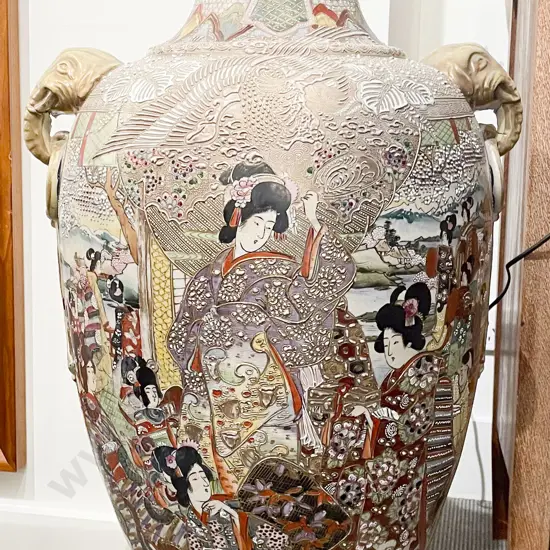 Large Satsuma Floor Vase (Faults)