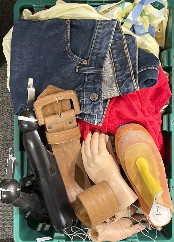 Box of Assorted Including Mannequin Hands and Costumes etc Image 1++