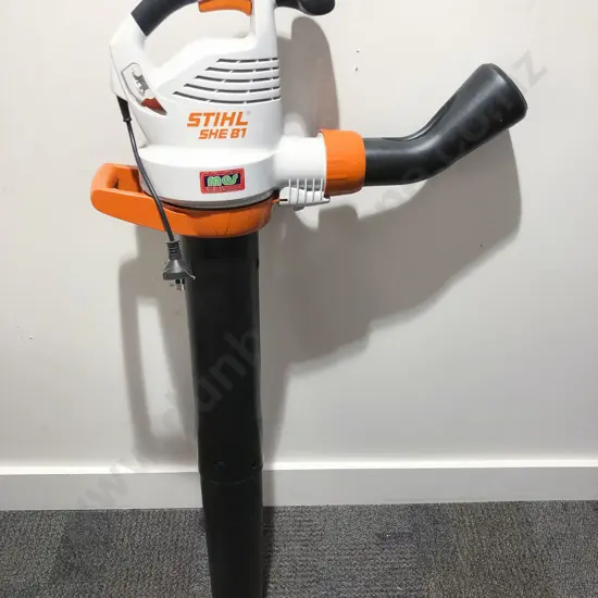 STIHL Leaf Blower and Carry Bag
