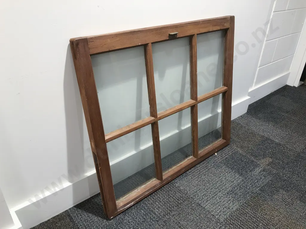 Two Assorted Windows Image 1++