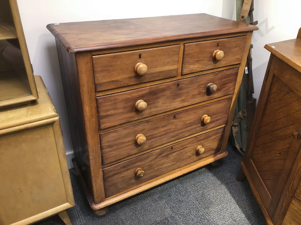 19th Century NZ Colonial Flat Front Kauri Chest of Drawers Image 1++