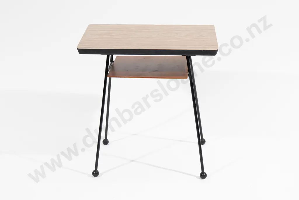 Atomic Side Table Image 1++