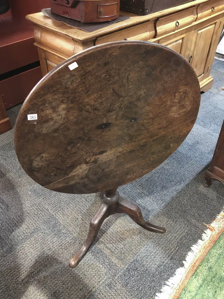 Geo III Snap Top Wine Table Image 1++