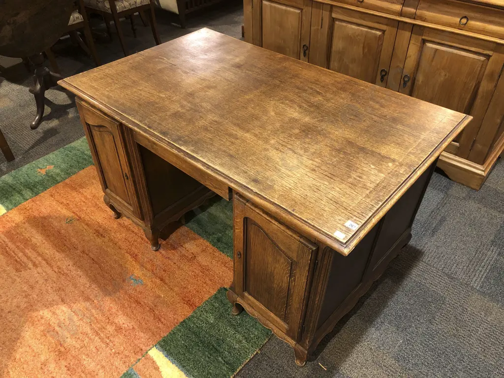 Oak Knee Hole Desk Image 1++