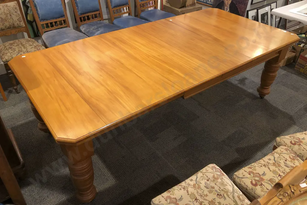 NZ Colonial Kauri Extension Dining Table with Four Dining Chairs Image 1++