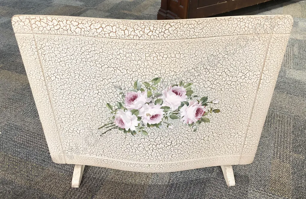 Hand-Painted Fire Screen Image 1++