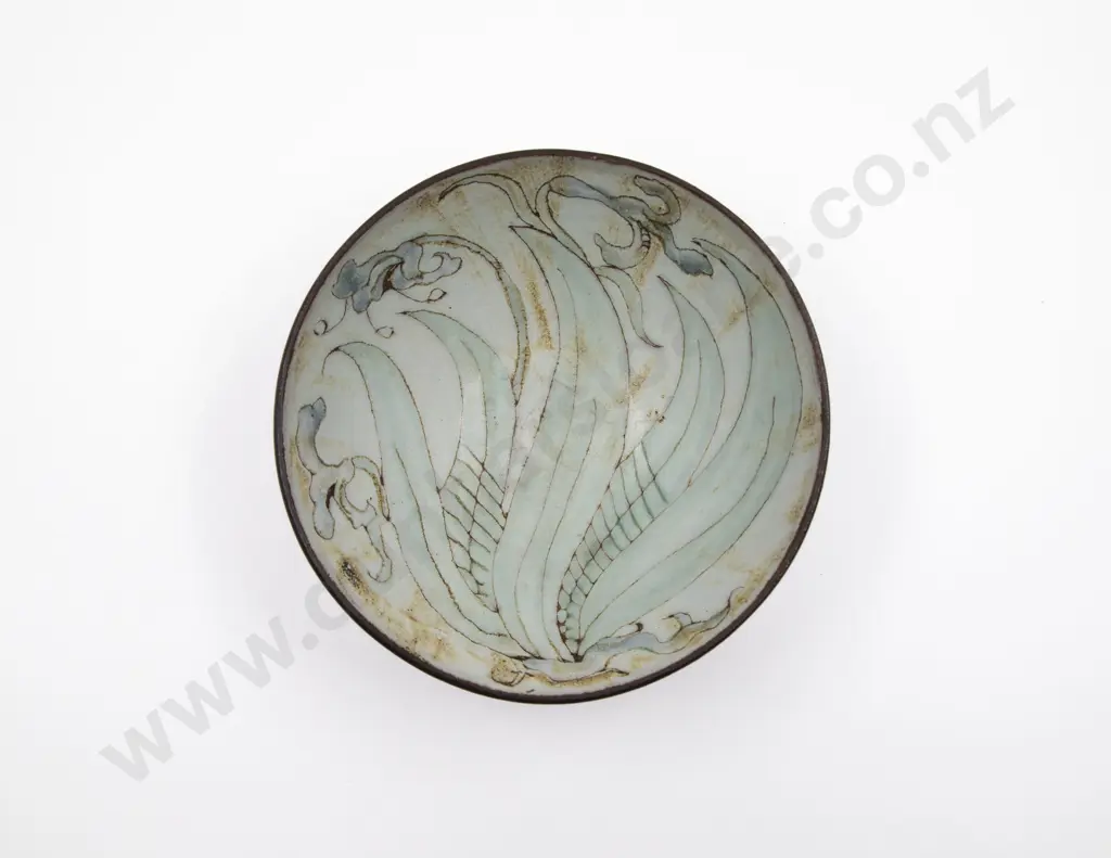 Footed Bowl Image 1++