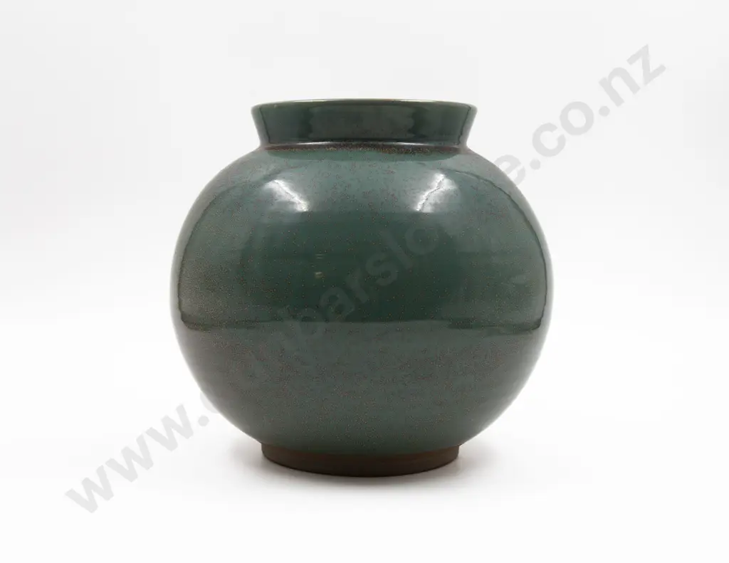 Frederika Ernestein - Spherical Vase Image 1++