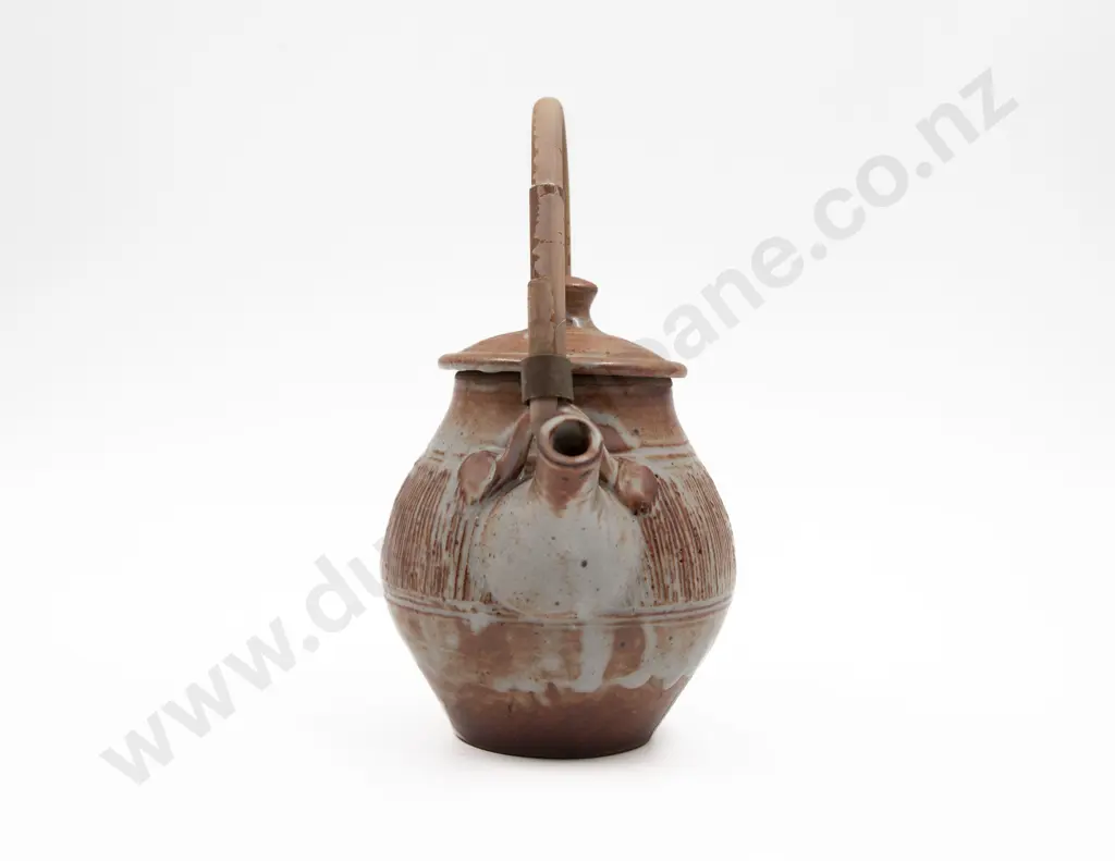Peter Stitchbury Teapot Image 1++