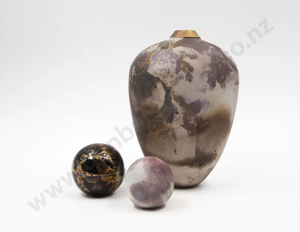 Patti Meads Ovoid Vase Image 1++