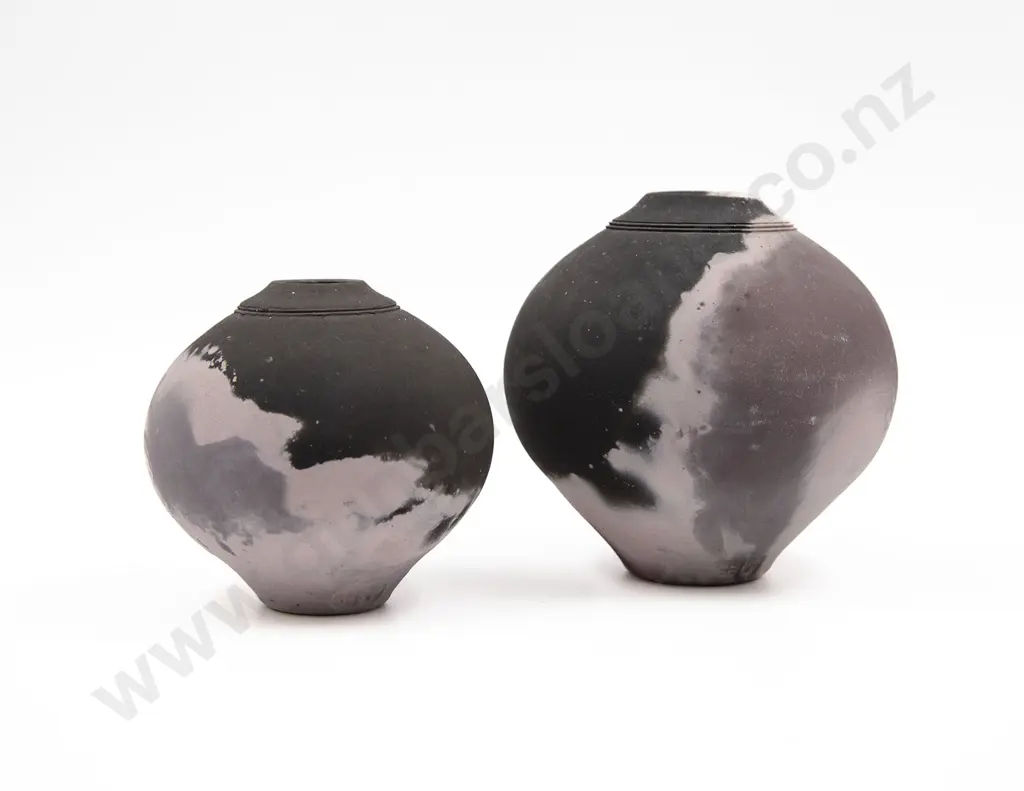 Graduated Pair Ovoid Vases Image 1++