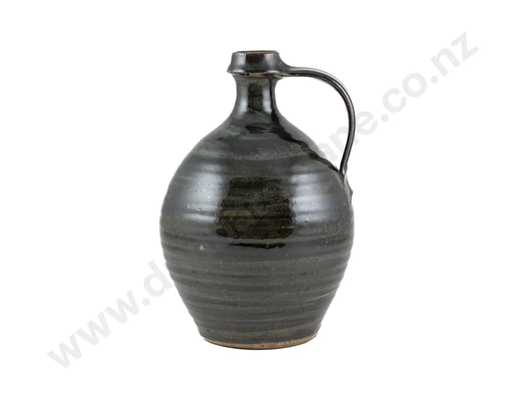 Mirek Smisek Carafe Image 1++