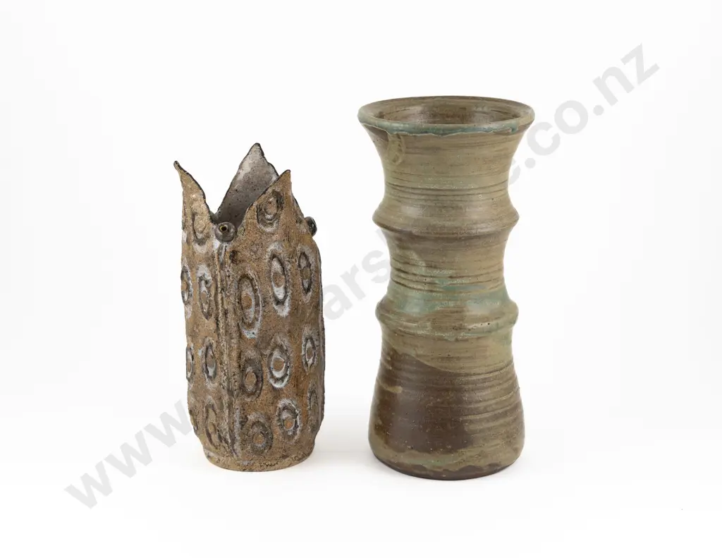 D Gardener Vase & Other Image 1++