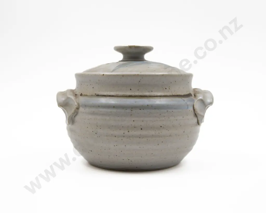 Paul Winspear Small Lidded Casserole Image 1++